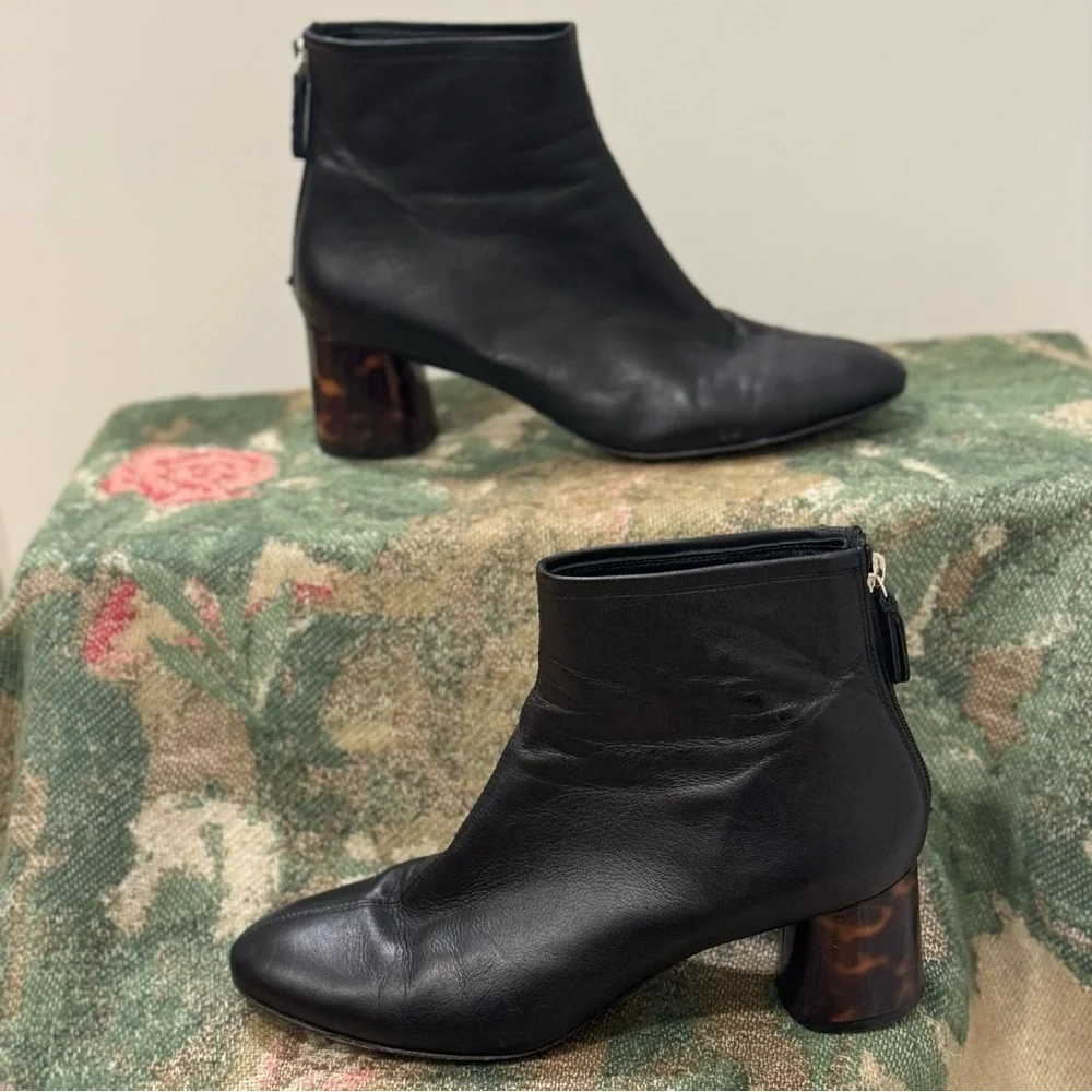 AGL | Veta Precious Leather ankle boot with heel / Size 39.5